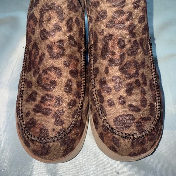 Outwoods Walk Leopard Print Slip-On Ankle Moccasins Booties Size 8 - Picture 9 of 11